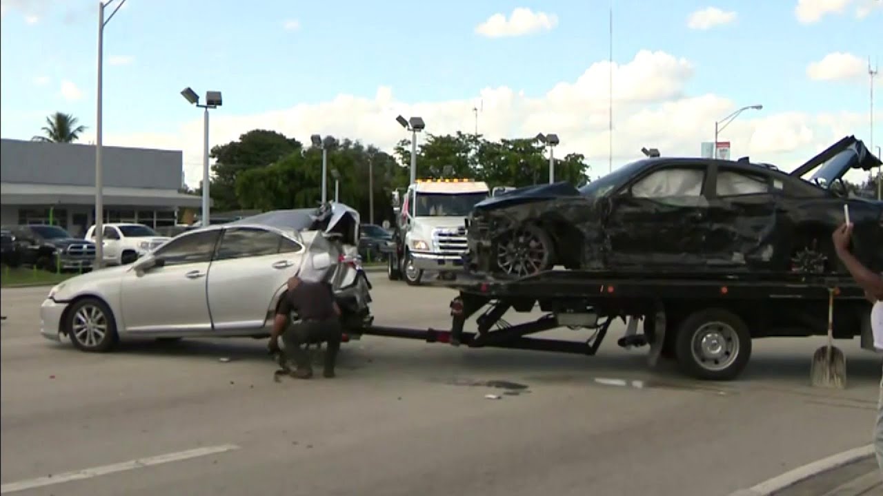 Multi-car crash in Miami Gardens sends several to hospital