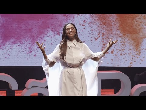 Suba no seu caixote e mostre quem você é | Mônica Martelli | TEDxSaoPaulo