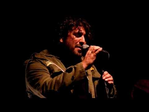 Videoclip de Una Estación Sin Voz — Antonio Orozco
