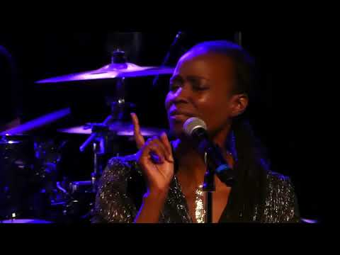 Awa Ly Etrange étrangère (chanson d'HK) @Le Douze Cergy 2/2/2024