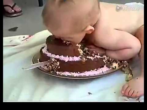 人生的头一个生日蛋糕(视频)