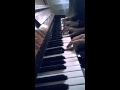 Игра на пианино прикольная песня:D:D:D 