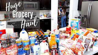 BIG GROCERY HAUL UNDER BUDGET // FAMILY OF 4 // CLEANING MOM