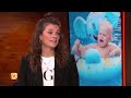 Steeds meer ouders nemen een oppas mee op vakantie  - RTL BOULEVARD