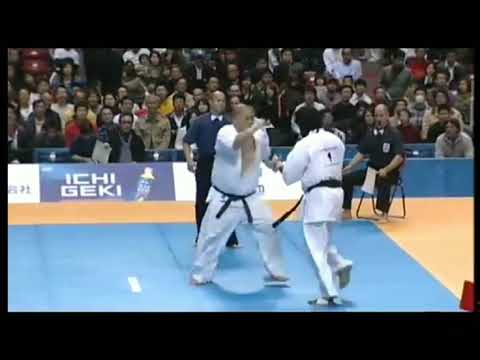 Kentaro Aso vs Ewerton Teixeira The 9th Word Open Karate Tournament 2007