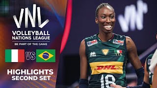 Download the video "Set 2: Italy 🇮🇹 vs Brazil 🇧🇷 | VNL 2025 Highlights - Italy takes control!"