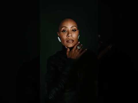 Jada smiths outfit and emerald jewelry at the 2022 Oscars event