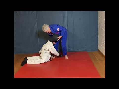 S2 E78 Front Naked Choke - Coach Natalie's Brazilian Jiu Jitsu for Dummies