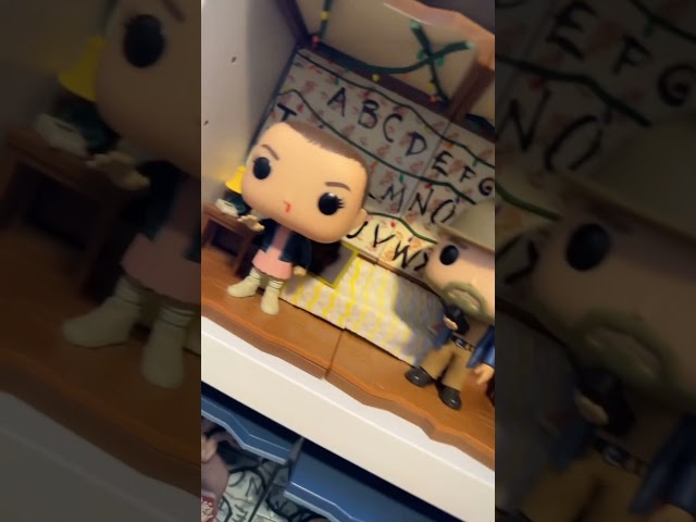 Vídeo relacionado con POP [Stranger Things - Mike Wheeler [Temporada 4] Figura de vinilo de Funko (incluye funda protectora de caja compatible), multicolor, 3.75 pulgadas