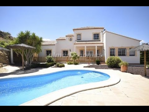 SOLD - Villa Rosada AH 12278 - Luxurious villa set in a large plot with a pool and amazing views