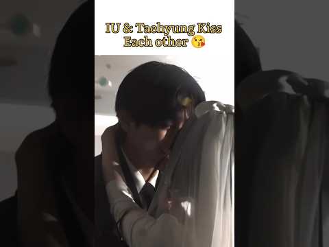 V (BTS) 뷔의 웨딩드레스, 단순한 파격이 아닌 '사랑'의 상징 사진