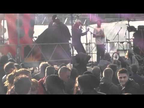 Jøden & Jonny Hefty til demo'en "Afskaf VKO"