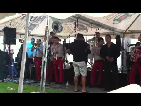 Christian Rojas El Cheque / La Mesera