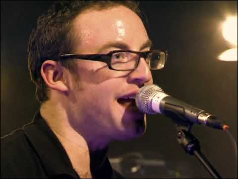 Maximo Park - Going Missing (Live - AOL Sessions)