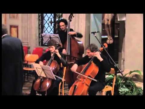 Benjamin Britten   Simple Symphony IV, Frolicsome Finale  Giancarlo Guarino conductor
