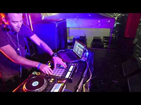 Bass Kleph plays Swedish House Mafia's "One" LIVE over Miami Superglue