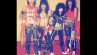 Download lagu sofea@syj-di himpit rupa warna mp3