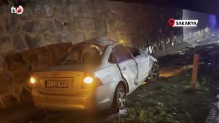 Kontrolden Çıkan Otomobil İstinat Duvarına Çarptı 2 Yaralı