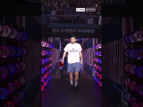 🇬🇪😭 Kvara en mode SIX SEVEN pour son entrée au Parc !