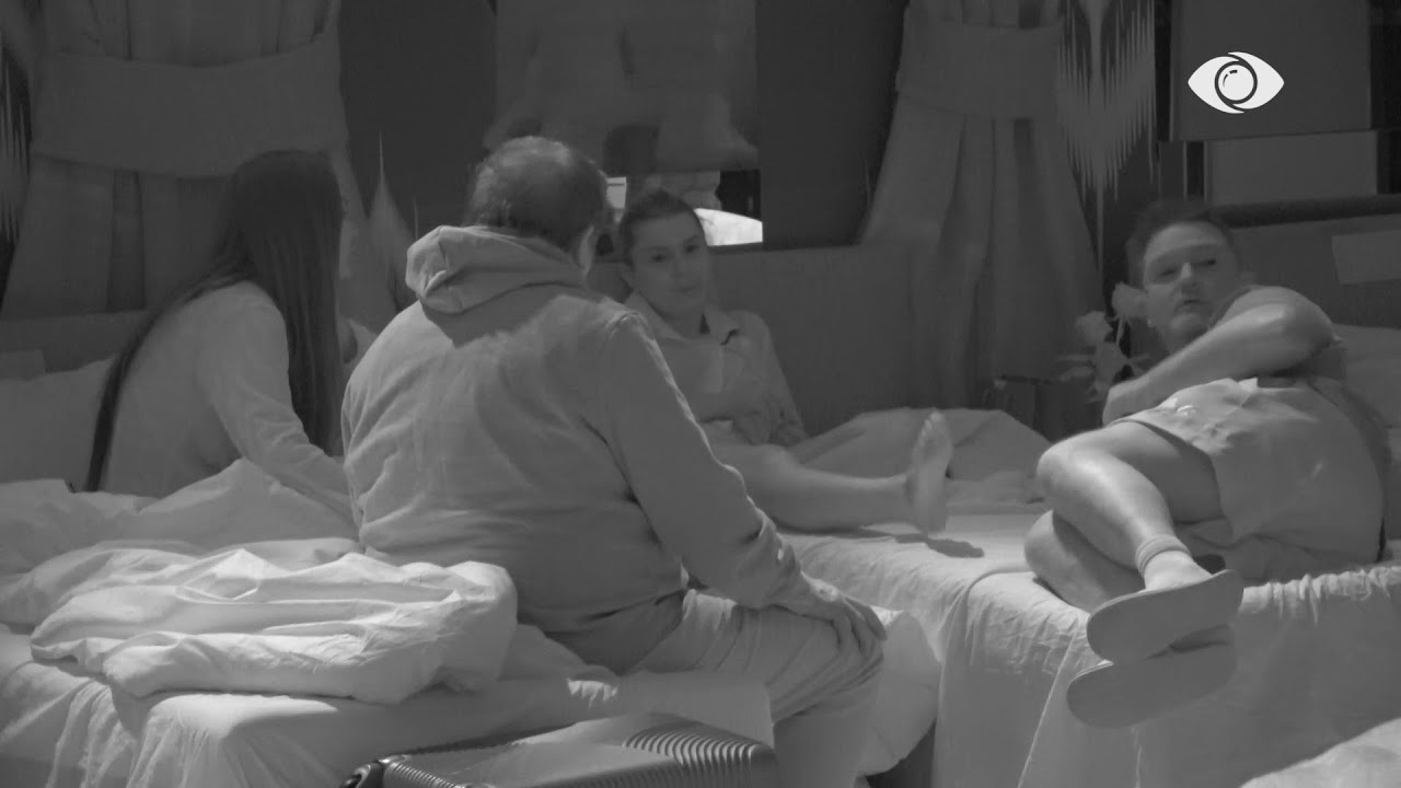 “Pse u jep këshilla të gjithëve?”/ Juli-Rikes: Dua ta mbaj Sarën në shtëpi