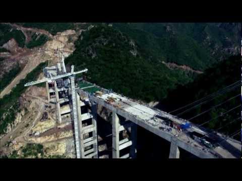 Le Pont de Baluarte, México (versão francesa)