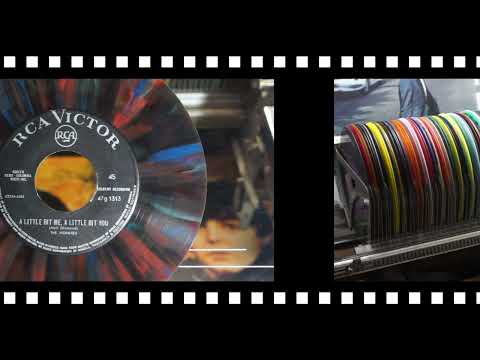 Jonnie's Jukebox Plays: A Little Bit Me, A Little Bit You - The Monkees 1967 Multicolour 7" Record