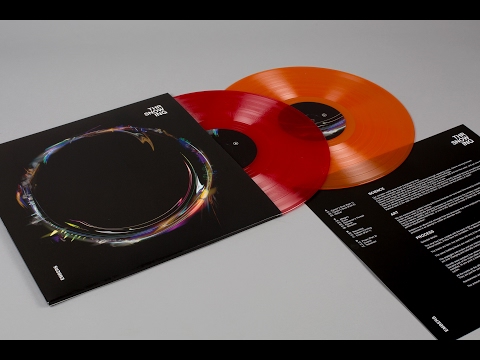 Throwing Snow - Klaxon