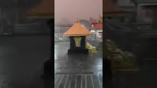 preview picture of video 'Heavy rain in Sabarimalai ayyappan kovil'