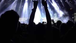 Alt-J - Lovely Day (Bill Withers cover) LIVE at Hard Rock Coliseum, Singapore - 17.5.2015