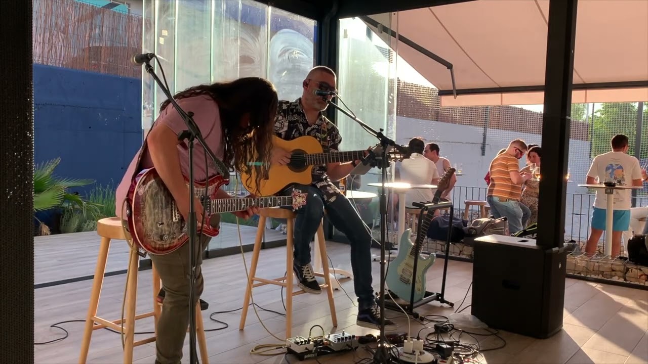 Dúo Simpático - Hound Dog (Mayo 2025)