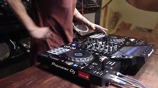 DJ JVNI con Pioneer DJ RX3 // Musiluz DJ Sessions