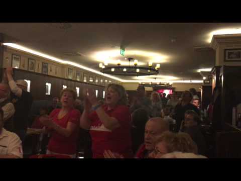 Björn Heuser Mitsingkonzert im Gaffelhaus Berlin - die Nr. 1 aus dem Gaffel am Dom Köln