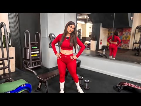 Alina Rose9