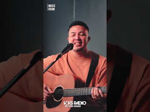 BIANCADIMAS - Manusia Paling Menyebalkan | Live at Voks Music Room #voksradio #liveperformance
