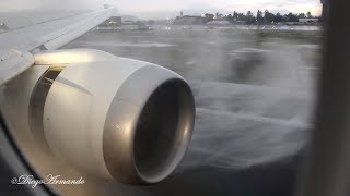 AMAZING! Boeing 787-9 Mega splash during thrust reverse -AeroMexico Landing Mexico city