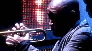 Lenny Kravitz & Ludovic Louis Trumpet Solo: 