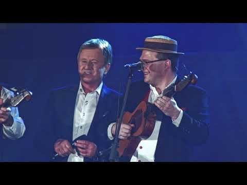 Stjepan Jeršek Štef i TS Fijaker - Okupite Za Stol Prijatelje: 15. Šokačke Pisme Županja