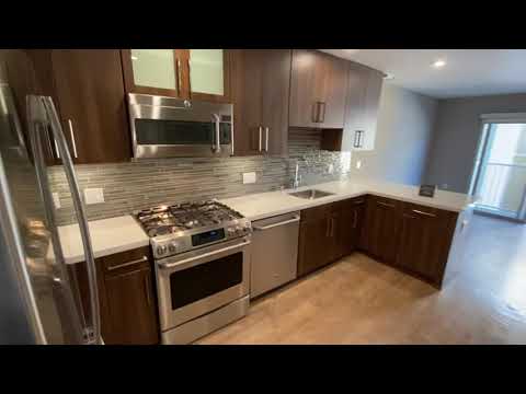 Avalon Santa Monica on Main - Virtual Tour | 2 Bed 1.5 Bath Townhome | 869 sqft | Unit 001 - 339