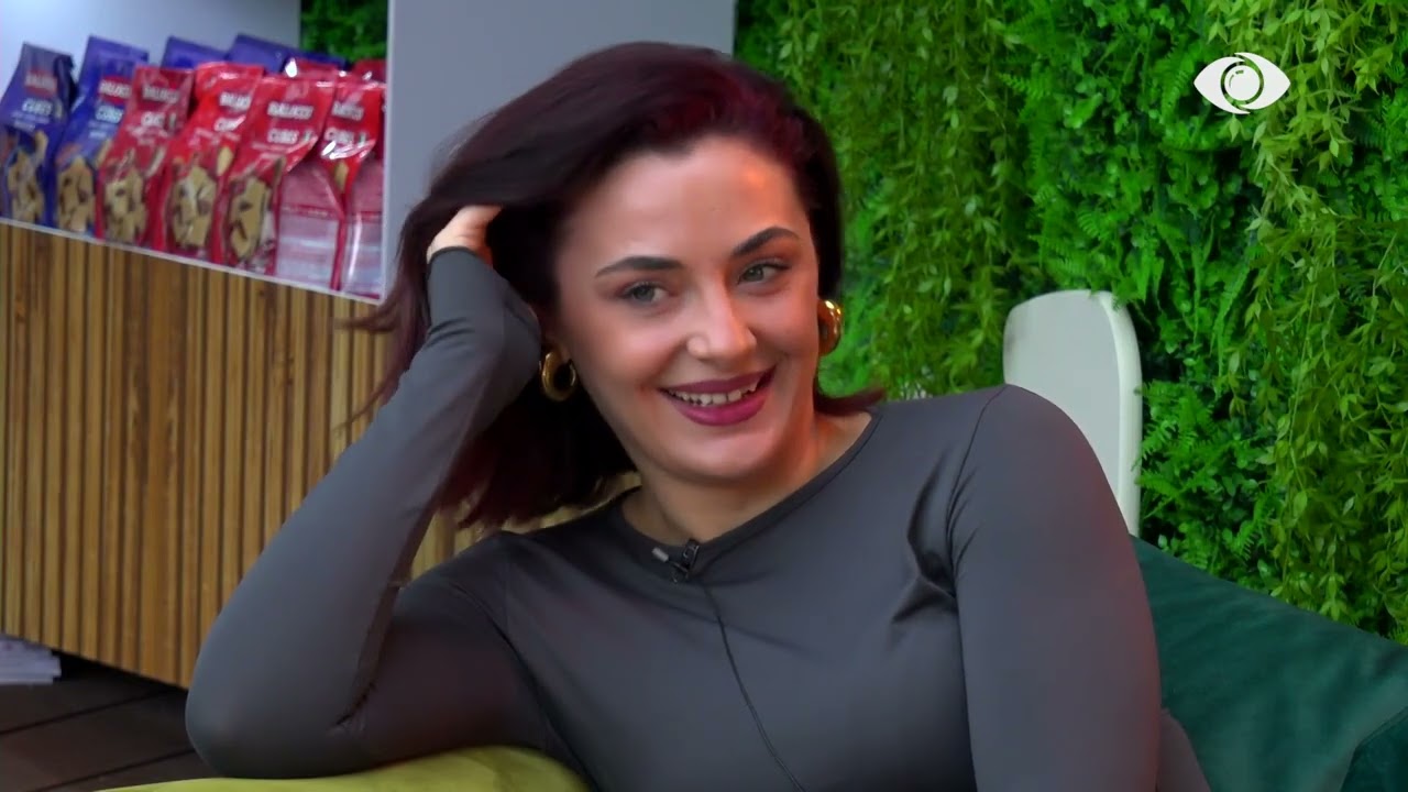 “Çfarë të bën ty të çmendur?”/ Vijon biseda mes Angelos dhe Xhodit