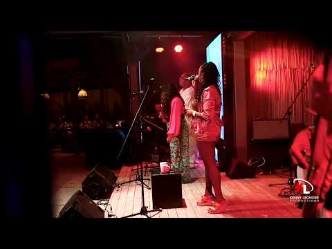 Arantia Elèonore- Corps