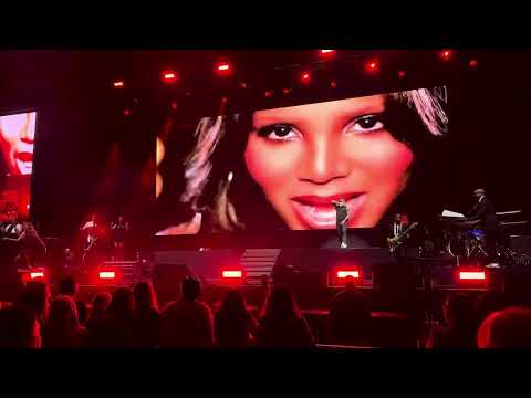 Toni Braxton Performance - RNB XMAS BALL 2025 - 14 Dec 2025 - Co-op Live - Manchester