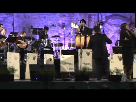 11 - 2ªGALA DE CANÇÕES E FADOS INTEMPORAIS DOS B.V.LOURES - Canta ROSITA