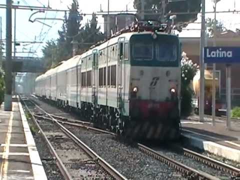 E656.033 + E656.005 in partenza con l' ICN 1960 Siracusa/Palermo Centrale - Roma Termini
