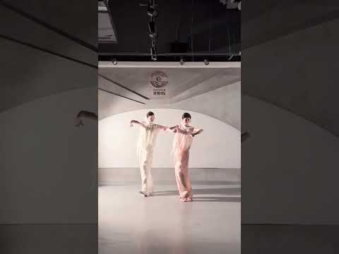 Winning Performance! Guanghan Yao's Guofeng Gu Yun in Douyin Dance Contest