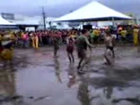 TUSCA 2012  tenda 03/11- loucuras na lama