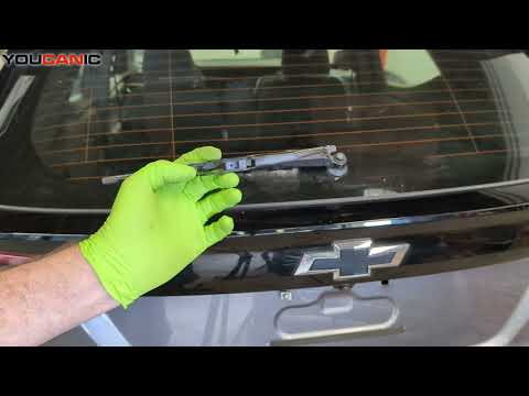 2017-2023 Chevrolet Bolt EUV: How to Replace the Rear Wiper Blade | Step-by-Step Guide