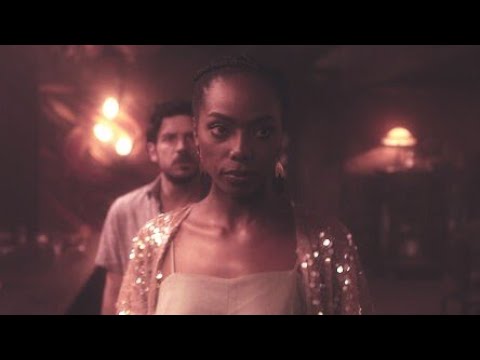 Camila & Eric. A Babel Cat. Invisible City