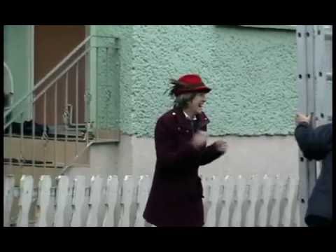 Altenbrak 2012 - Scheiben annageln