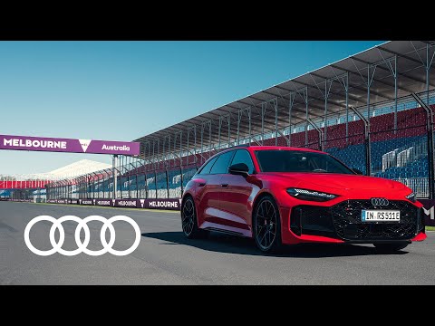 Audi RS 5 Avant takes on the Formula 1® Albert Park Circuit