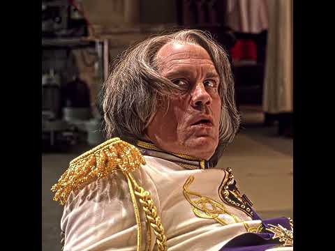 "Proof Anyone Can Be King 😂"| Jhonny English | Rowan Atkinson |Montagem Xonada | #edit #Shorts